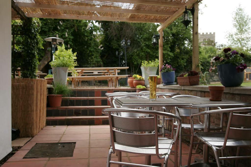 The White Hart Hotel Sherington ภายนอก รูปภาพ