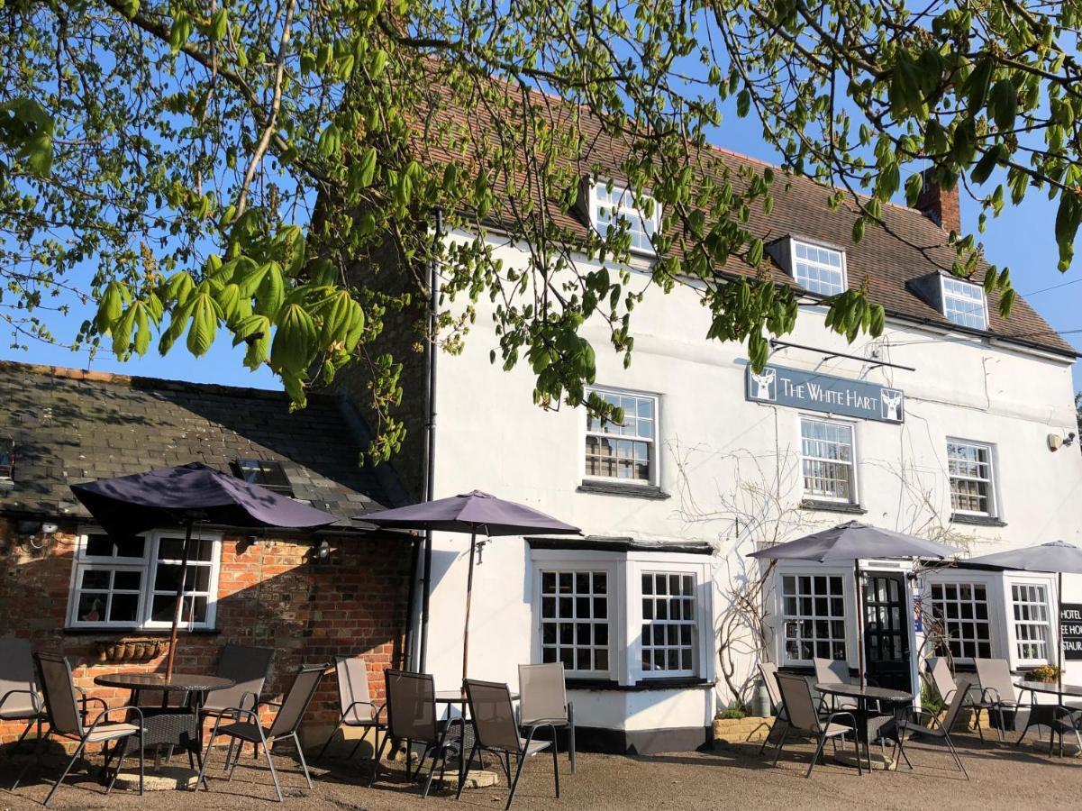 The White Hart Hotel Sherington ภายนอก รูปภาพ